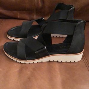 Sofft Black Ankle Strap Sandals Size 8